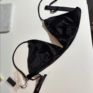 NWT Black 93% Silk Sexy Triangle Wire Free Bra Size XL